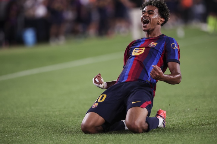 世体：金球奖应该颁发给最好的球员，而不是冠军球队中挑个人